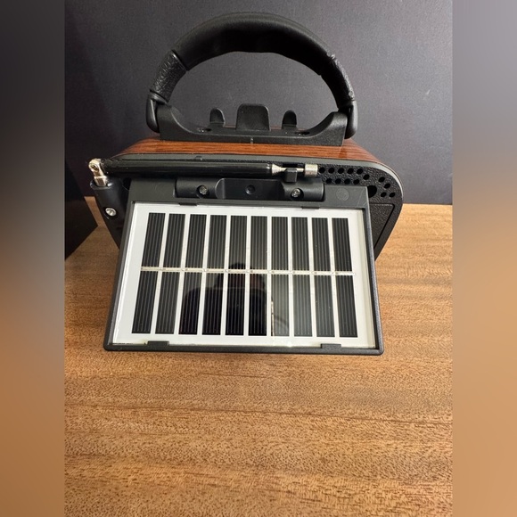 NIB Prunus J-150 BTS Retro Solar Powered Radio AM/FM Bluetooth Portable Speaker - Picture 8 of 8